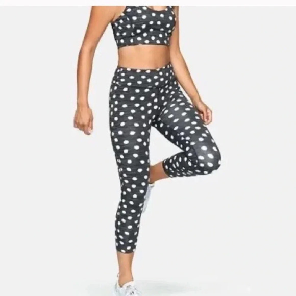 Outdoor Voices Pants - Outdoor Voices Polka Dot Leggings